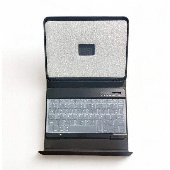 Keyboard Case for Apple iPad 2022 10.9, Wireless, USB Charging Cable, New - Picture 2 of 8